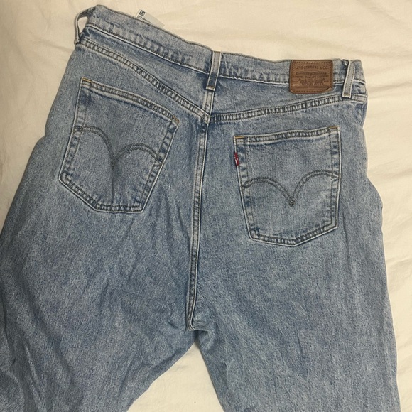 LEVIS Ribcage Straight Jeans - Picture 3 of 6